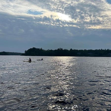 Muskoka Escape Hotel Port Carling Bagian luar foto