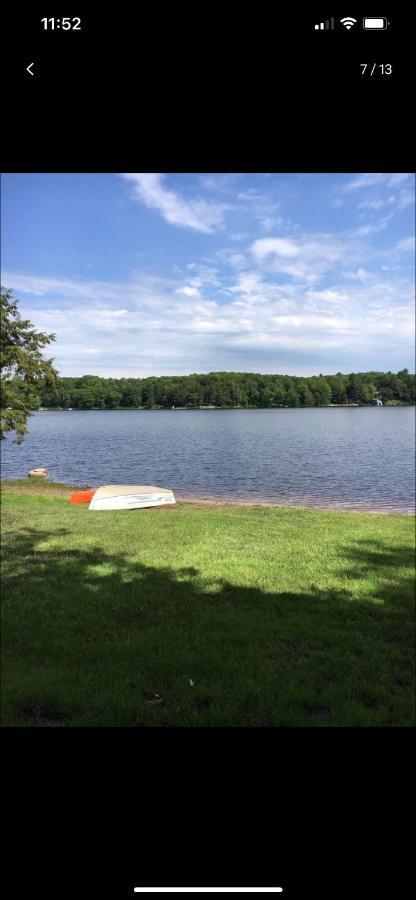 Muskoka Escape Hotel Port Carling Bagian luar foto
